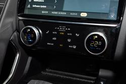 2024 Jaguar E-PACE P250 R-Dynamic SE