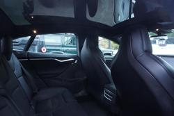 2017 Tesla Model S 75