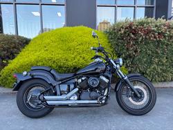 Yamaha XVS650 V-Star Custom