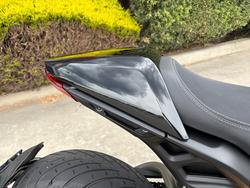 2023 Indian FTR SPORT ONYX BLACK RED