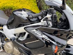 2006 Honda VTR1000F (FIRESTORM)