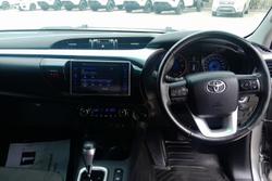 2016 Toyota Hilux SR5
