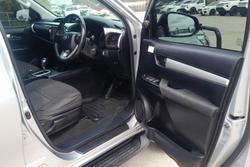 2016 Toyota Hilux SR5