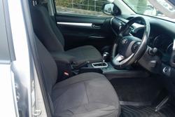 2016 Toyota Hilux SR5