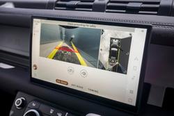 2025 Land Rover Defender 110 D350 X-Dynamic SE