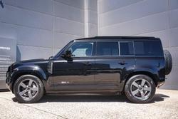 2025 Land Rover Defender 110 D350 X-Dynamic SE