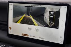 2025 Land Rover Defender 110 D250 S