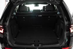 2025 Land Rover Discovery Sport P300e Dynamic SE