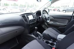 2015 Mitsubishi Triton GLX