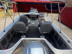 2025 Makocraft 521 HD S.U.V