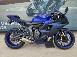 Yamaha YZF-R7LA