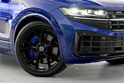 2025 Volkswagen Touareg R