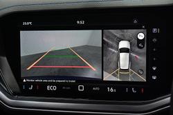 2025 Volkswagen Touareg R