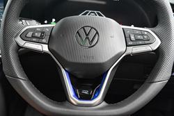 2025 Volkswagen Touareg R