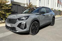 2025 Peugeot 2008 GT Hybrid