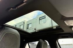 2025 Peugeot 2008 GT Hybrid