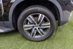 2023 LDV D90 Executive