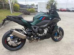 2025 BMW M 1000 XR Competition M 1000 Green