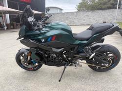 2025 BMW M 1000 XR Competition M 1000 Green