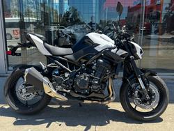 Kawasaki 2026 Kawasaki 900CC Z900 Supernaked (ZR900STFNN) Sports