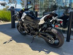 2026 Kawasaki 2026 Kawasaki 900CC Z900 SUPERNAKED (ZR900STFNN) SPORTS WHITE