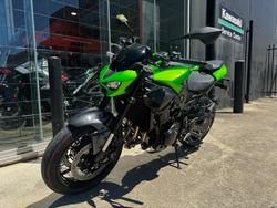 2026 Kawasaki 2026 Kawasaki 900CC Z900 SUPERNAKED (ZR900STFNN) SPORTS GREEN