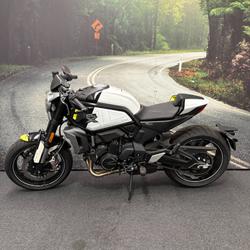 2021 CFMOTO CL-X SPORT White