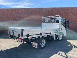 2025 Isuzu Nlr 45-150
