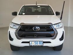 2021 Toyota Hilux SR