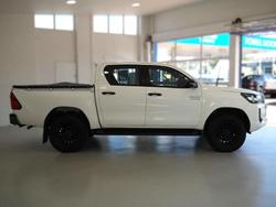 2021 Toyota Hilux SR