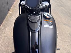 2024 Indian SPORT CHIEF BLACK