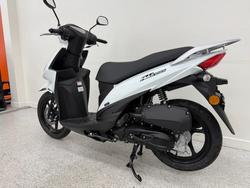 2025 Suzuki ADDRESS (UK110NMM2) White