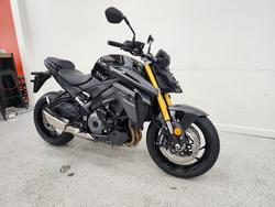 2025 Suzuki GSX-S1000 Black