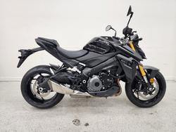 Suzuki GSX-S1000