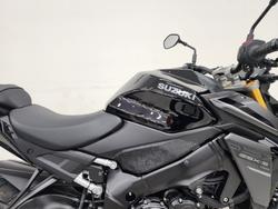 2025 Suzuki GSX-S1000 Black