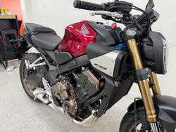 2025 Honda CB650RAC Red