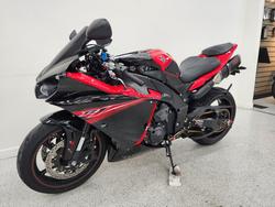 2012 YAMAHA YZF-R1 Red