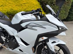 2024 Kawasaki NINJA 500 White