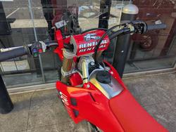 2025 Honda CRF250R RED