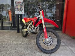 2025 Honda CRF250R RED