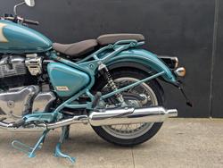 2025 Royal Enfield (see Also Enfiel 2025 ROYAL ENFIELD 650CC CLASSIC 650 GREEN