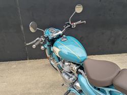 2025 Royal Enfield (see Also Enfiel 2025 ROYAL ENFIELD 650CC CLASSIC 650 GREEN