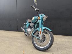 2025 Royal Enfield (see Also Enfiel 2025 ROYAL ENFIELD 650CC CLASSIC 650 GREEN