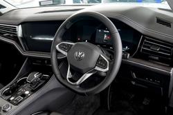 2025 Volkswagen Touareg 210TDI Elegance