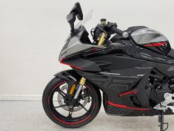 2024 CFMOTO 450 SR ABS NEBULA BLACK