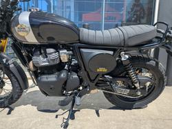 2026 Royal Enfield (see Also Enfiel 2026 Royal Enfield (see Also Enfiel 650CC BEAR 650 Road Golden Shadow