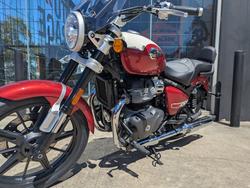 2025 Royal Enfield (see Also Enfiel 2025 Royal Enfield (see Also Enfiel 650CC SUPER METEOR 650 Road CELESTIAL RED