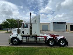 2020 Western Star 4864Fxb