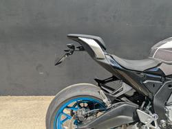 2025 CFMOTO 2025 CF MOTO 675CC 675SR-R ABS Glacier White