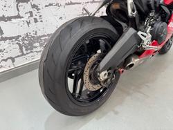 2015 Ducati 899 Panigale Panigale Red